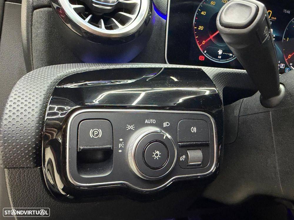 Mercedes-Benz A 180 d AMG Line Aut. - 22