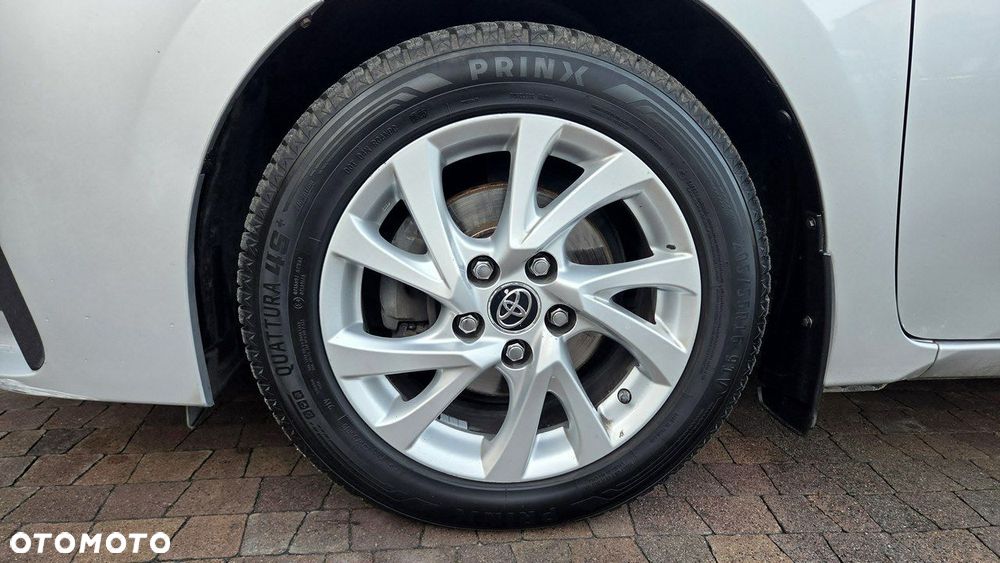 Toyota Corolla 1.6 Comfort - 32