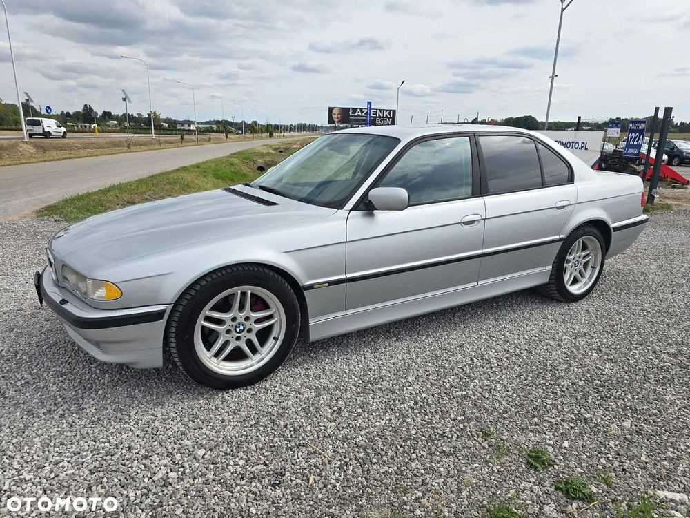 BMW Seria 7 - 3