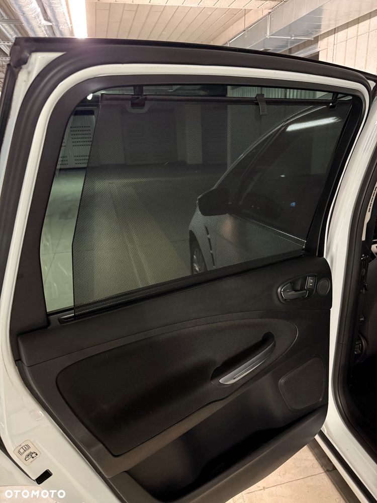 Ford S-Max 2.2 TDCi DPF Platinium X - 26