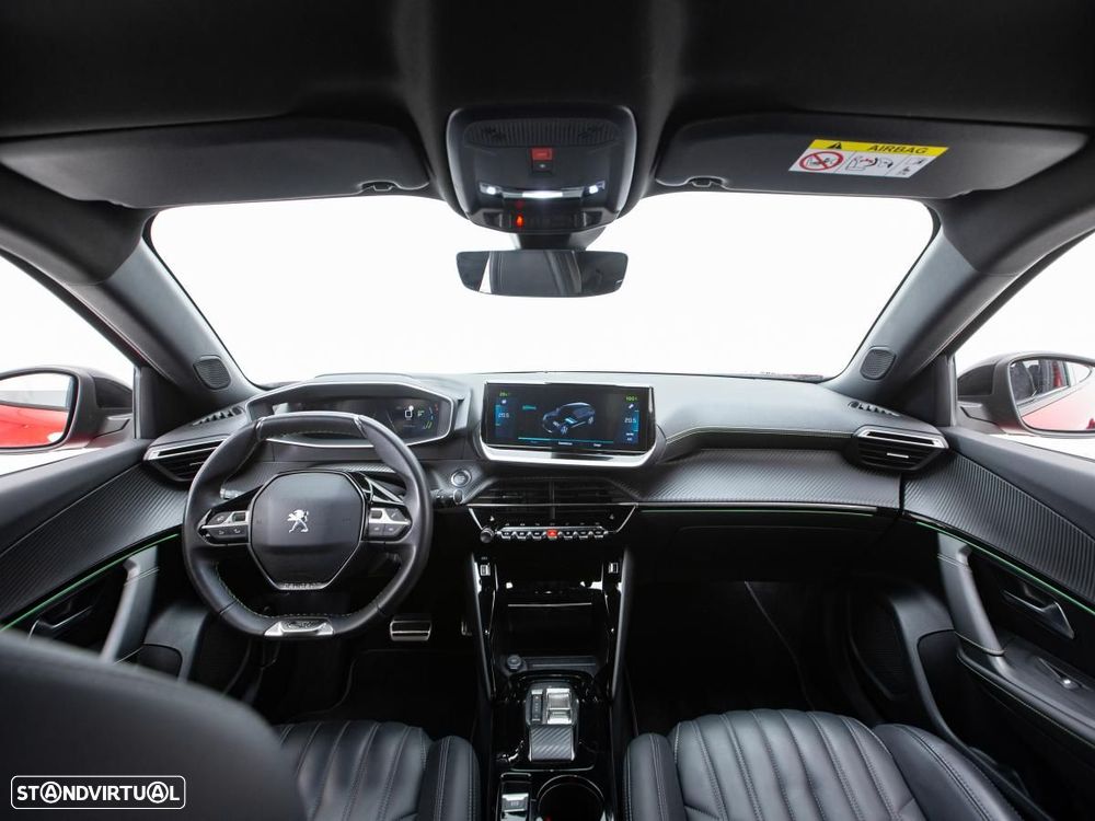 Peugeot e-2008 GT Pack - 7