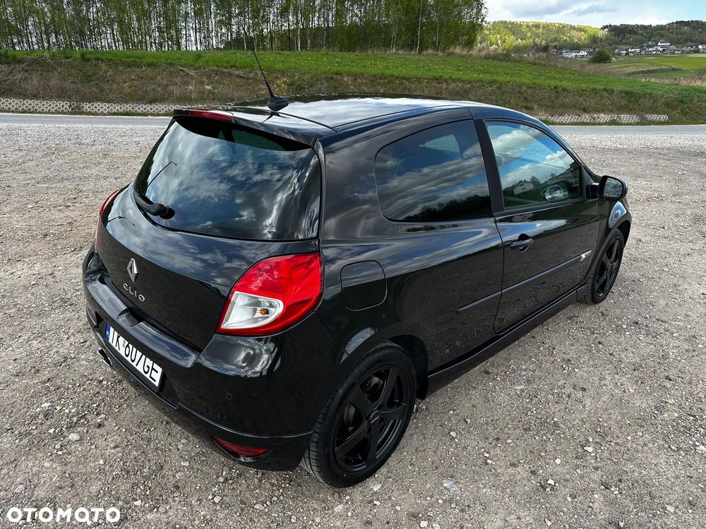 Renault Clio 1.6 16V 130 GT - 5
