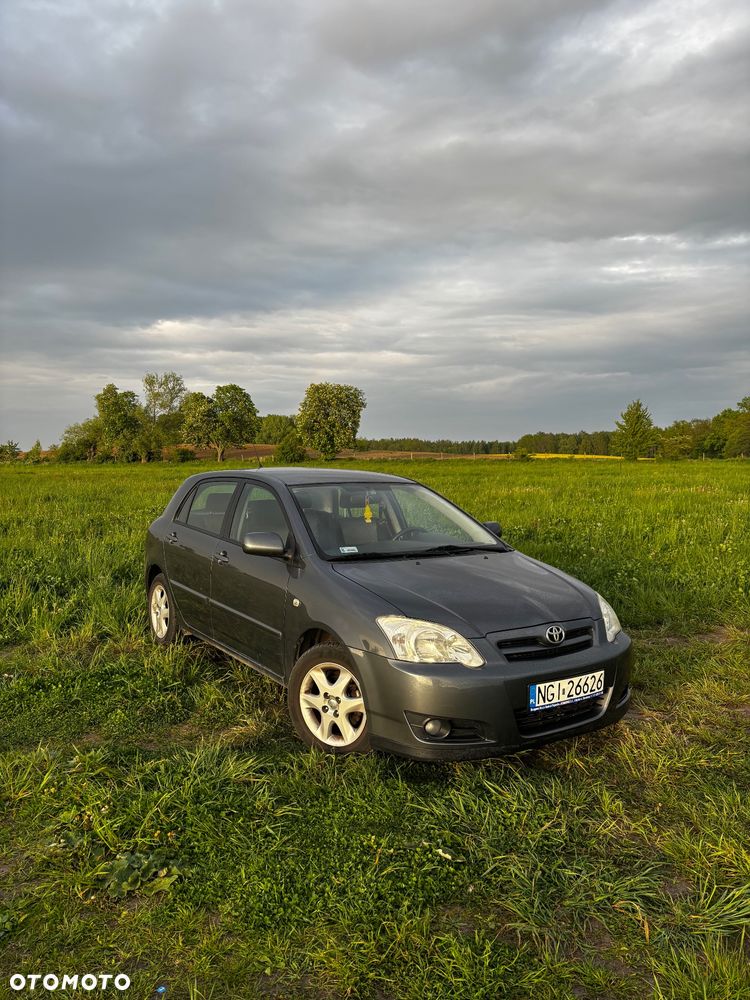 Toyota Corolla 1.6 VVT-i Sol - 3