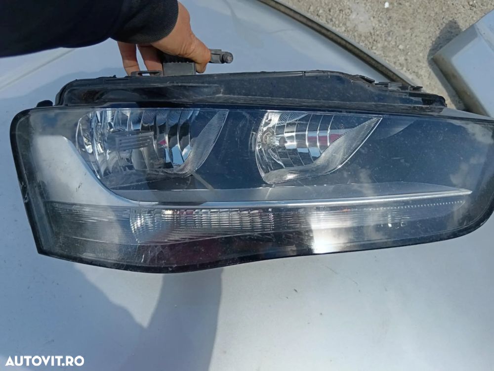 FAR DREAPTA AUDI A4 B8 FACELIFT 8K0941004M
