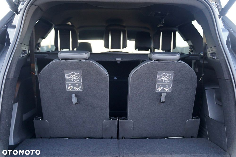 Peugeot 5008 - 11