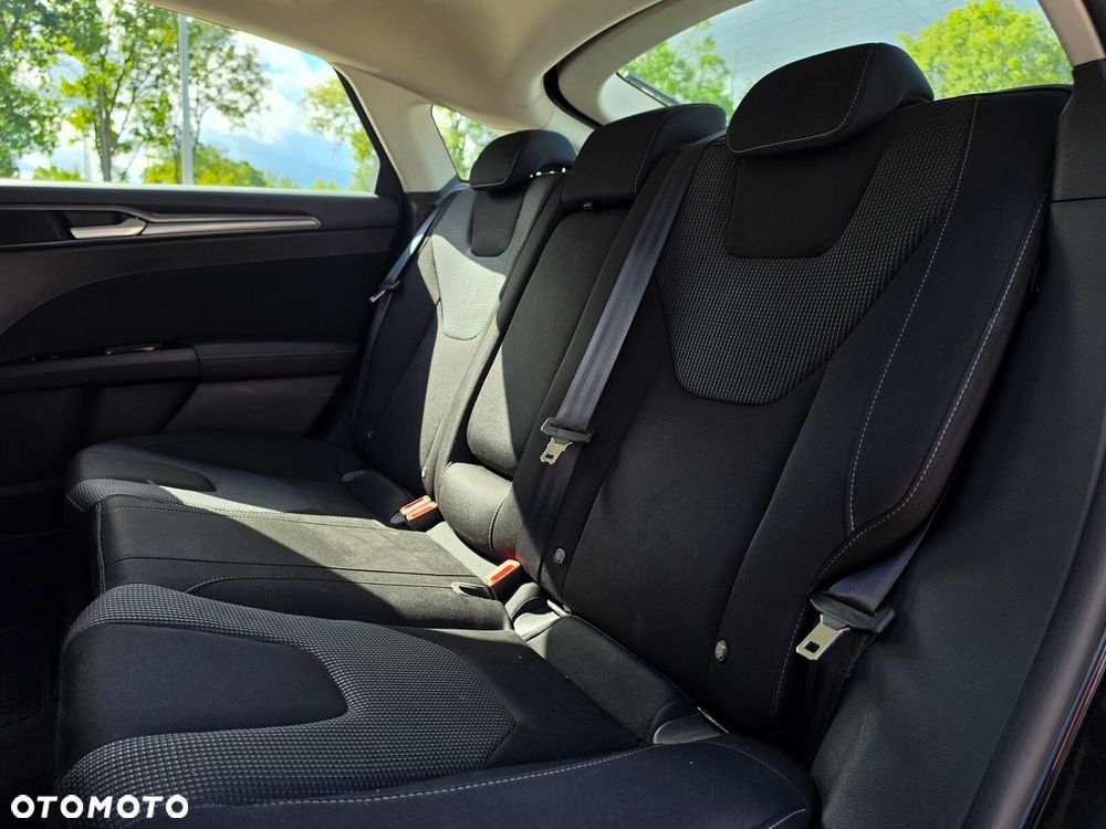 Ford Mondeo 2.0 EcoBlue Titanium - 33
