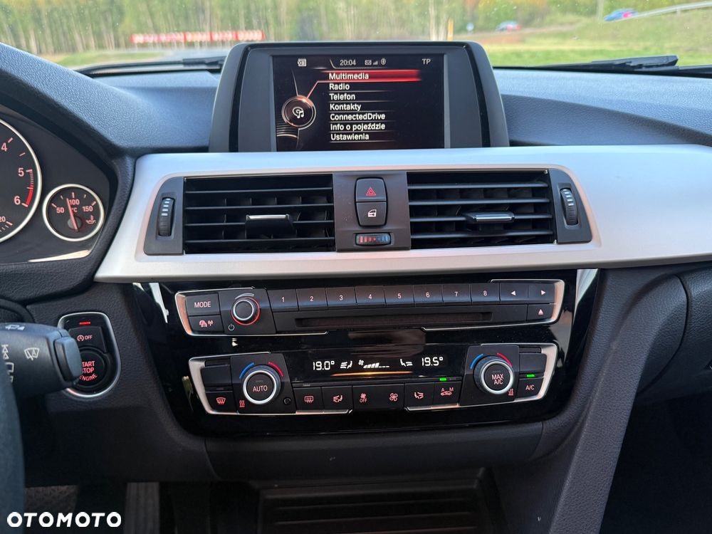 BMW Seria 3 318d Advantage - 22