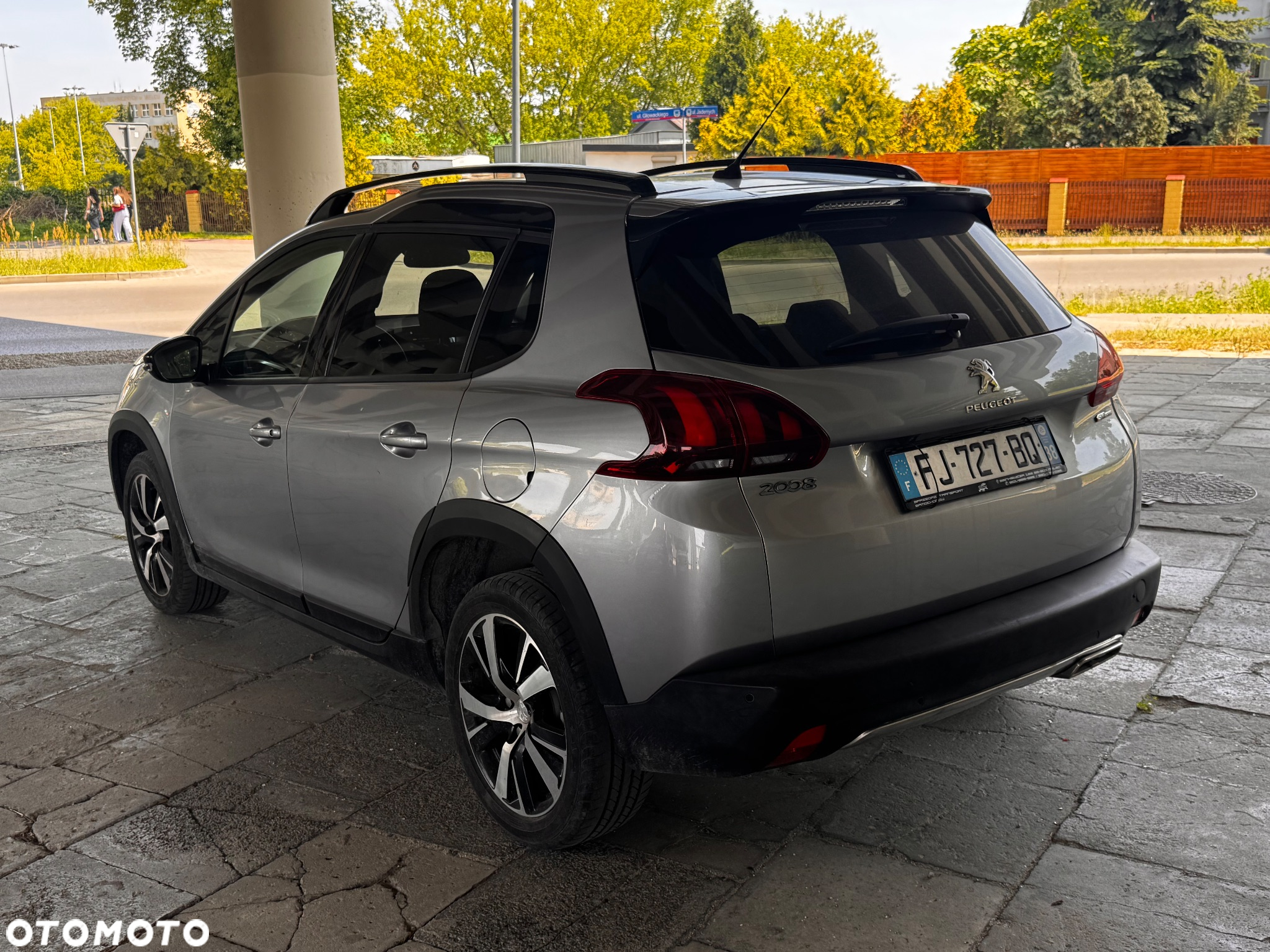 Peugeot 2008 1.2 PureTech GT S&S - 7