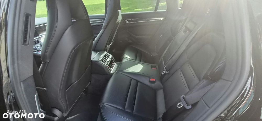 Porsche Panamera 4S Executive - 5