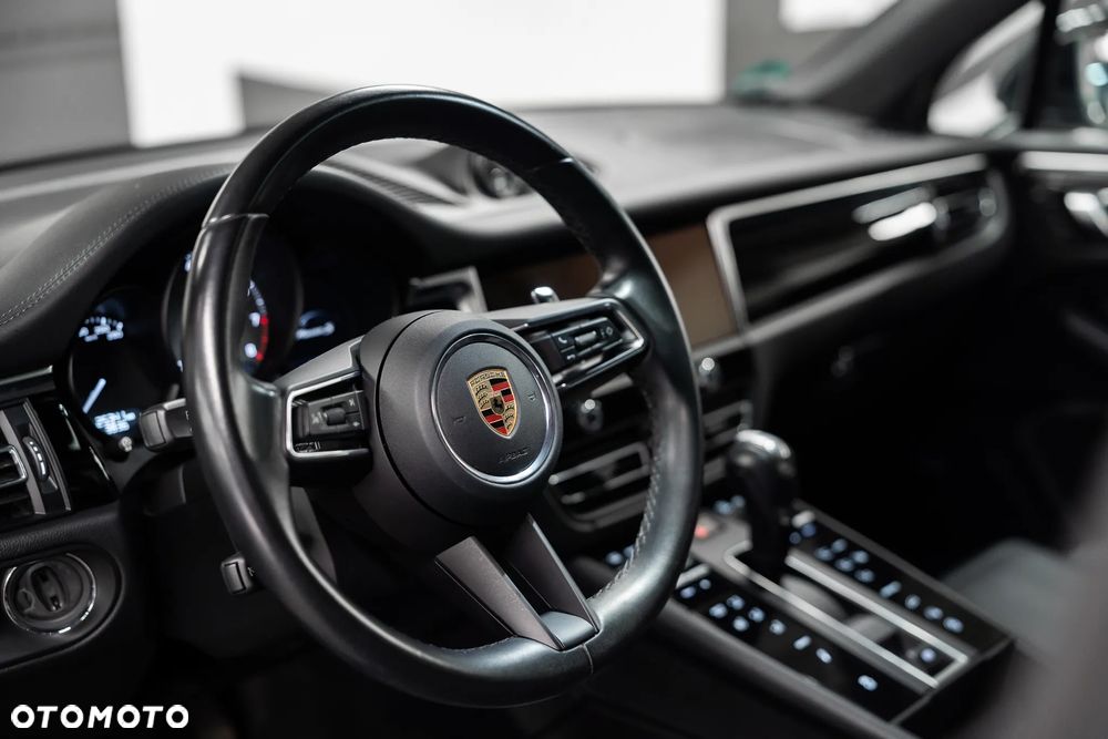 Porsche Macan S - 27