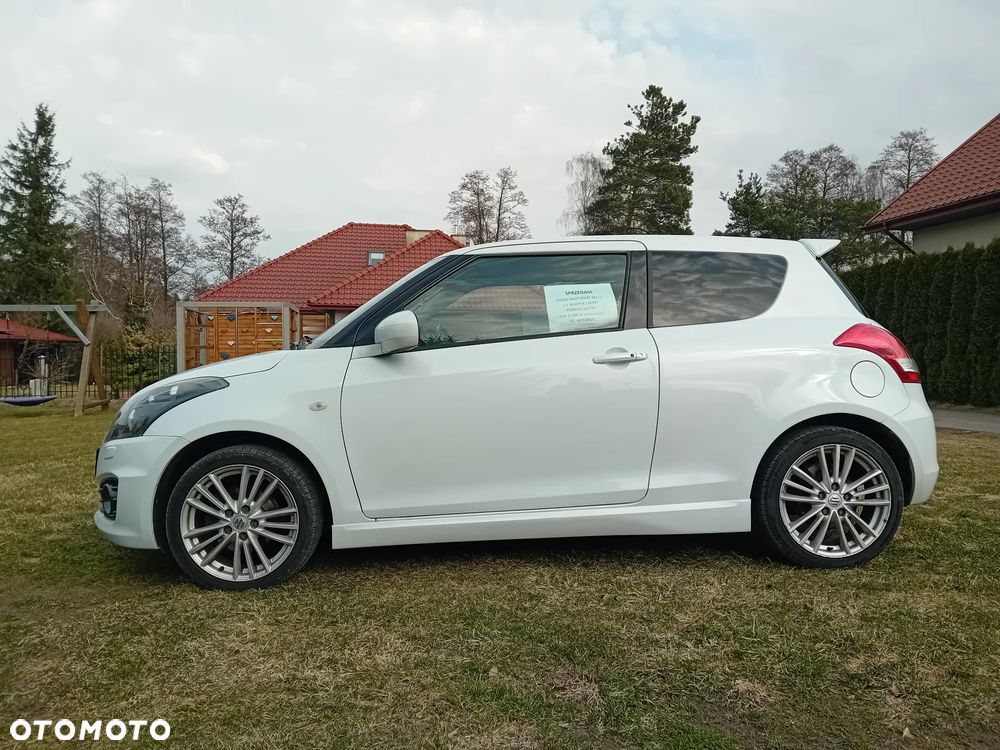 Suzuki Swift 2012 photo 3