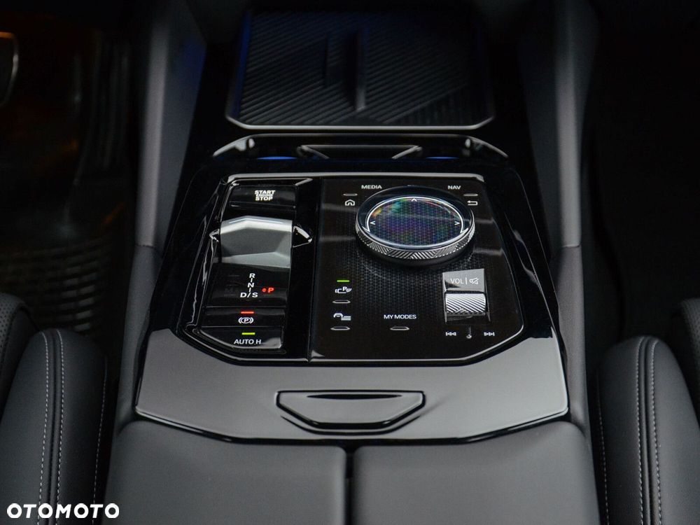 BMW Seria 5 - 36