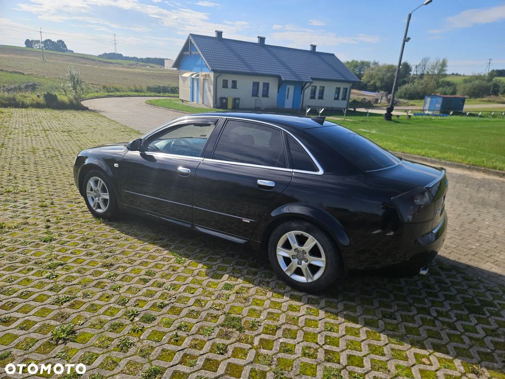 Audi A4 - 1