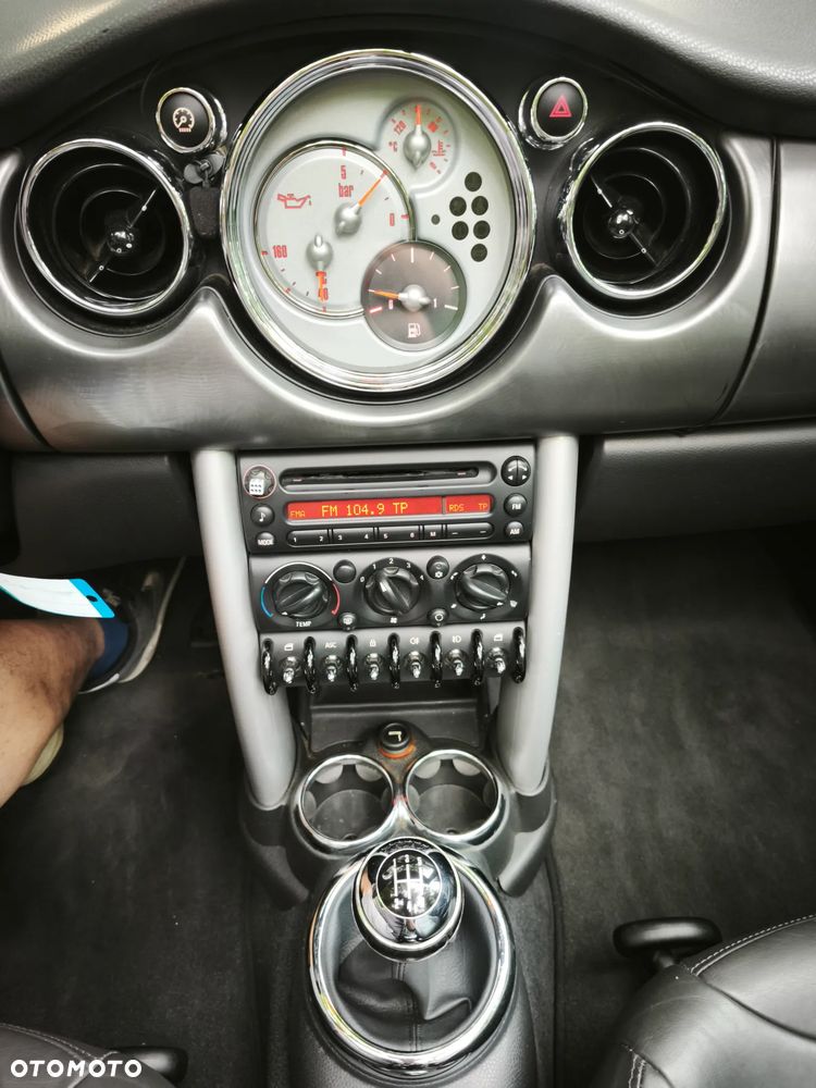 MINI Cooper Sidewalk - 12