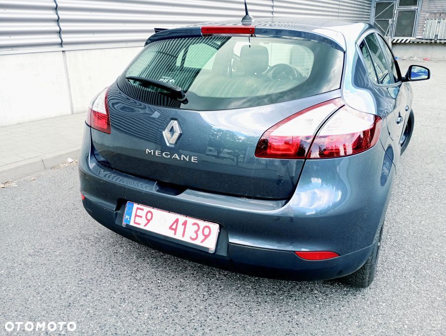 Renault Megane 1.6 SCe Life - 5