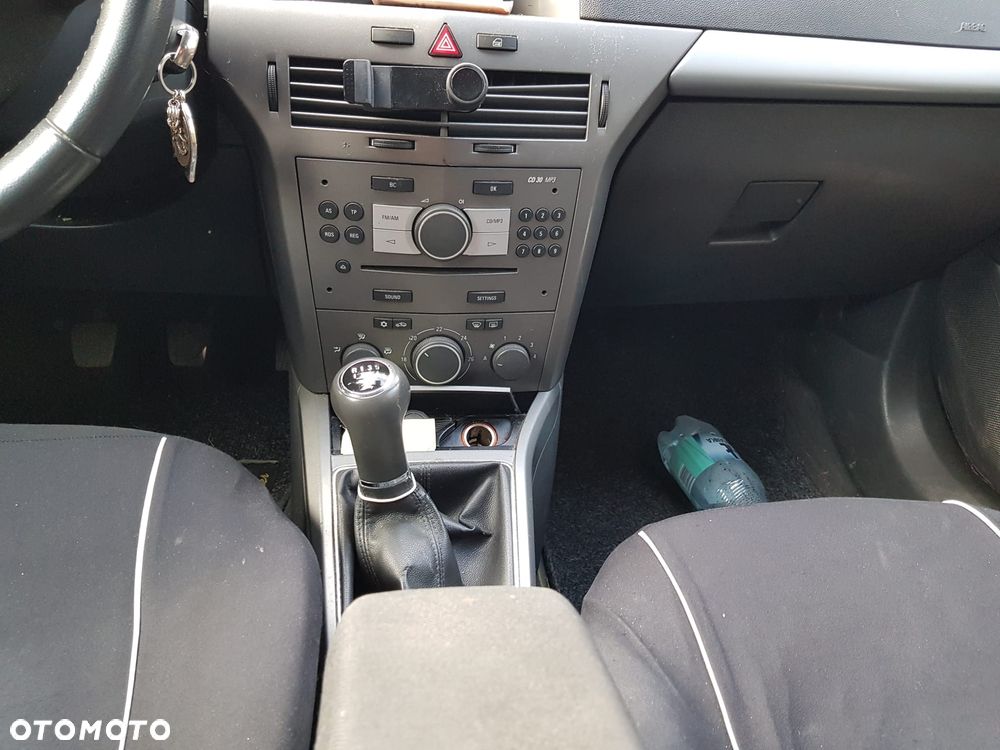 Opel Astra 1.4 - 4