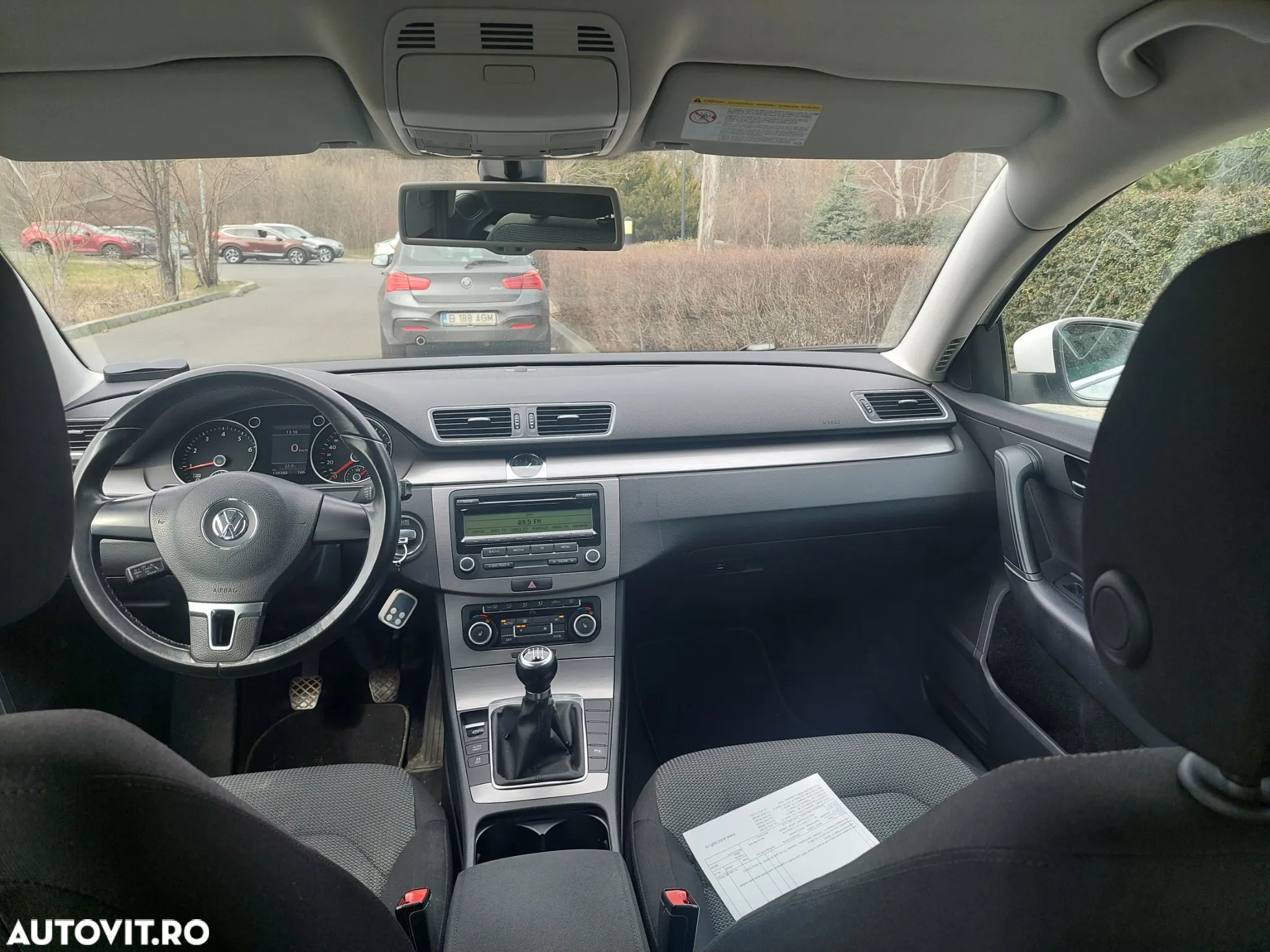 Volkswagen Passat Variant 1.8 TSI Trendline - 2