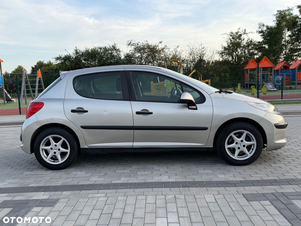 Peugeot 207 1.4 Presence nICE - 14