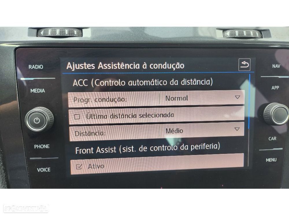 VW Golf Variant 1.6 TDi Confortline - 14