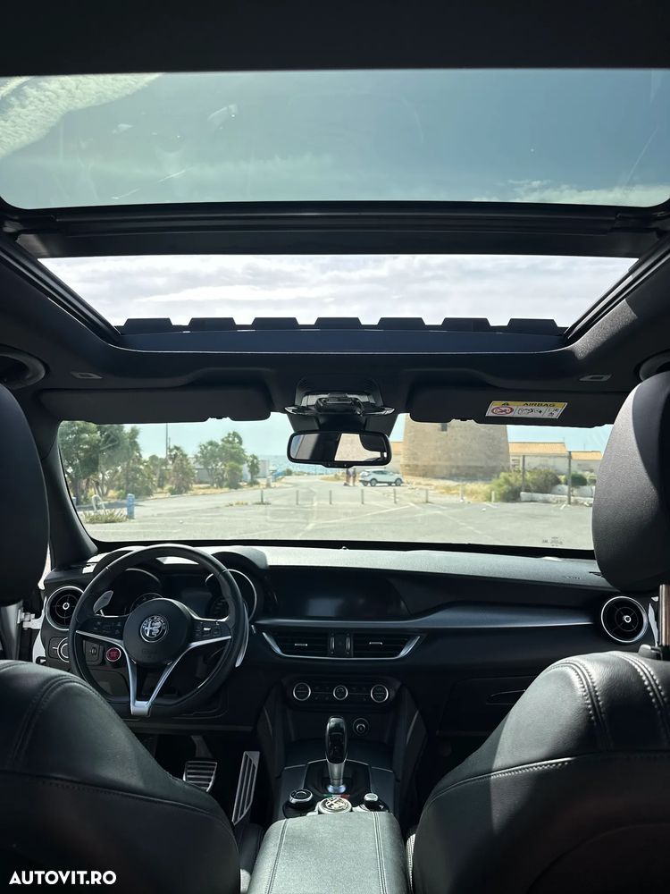 Alfa Romeo Stelvio 2.0 Turbo 16V AT8-Q4 Super - 26