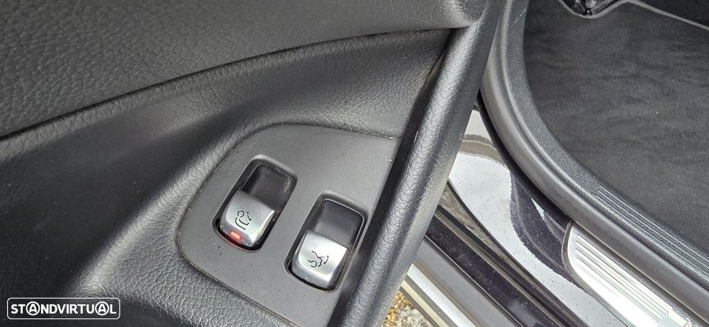 Mercedes-Benz E 220 d 4-Matic All Terrain Avantgarde + - 26