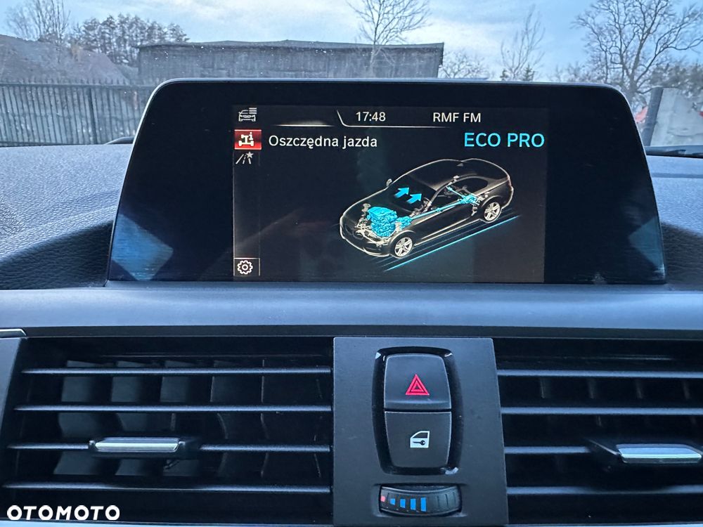 BMW Seria 2 218d M Sport - 17