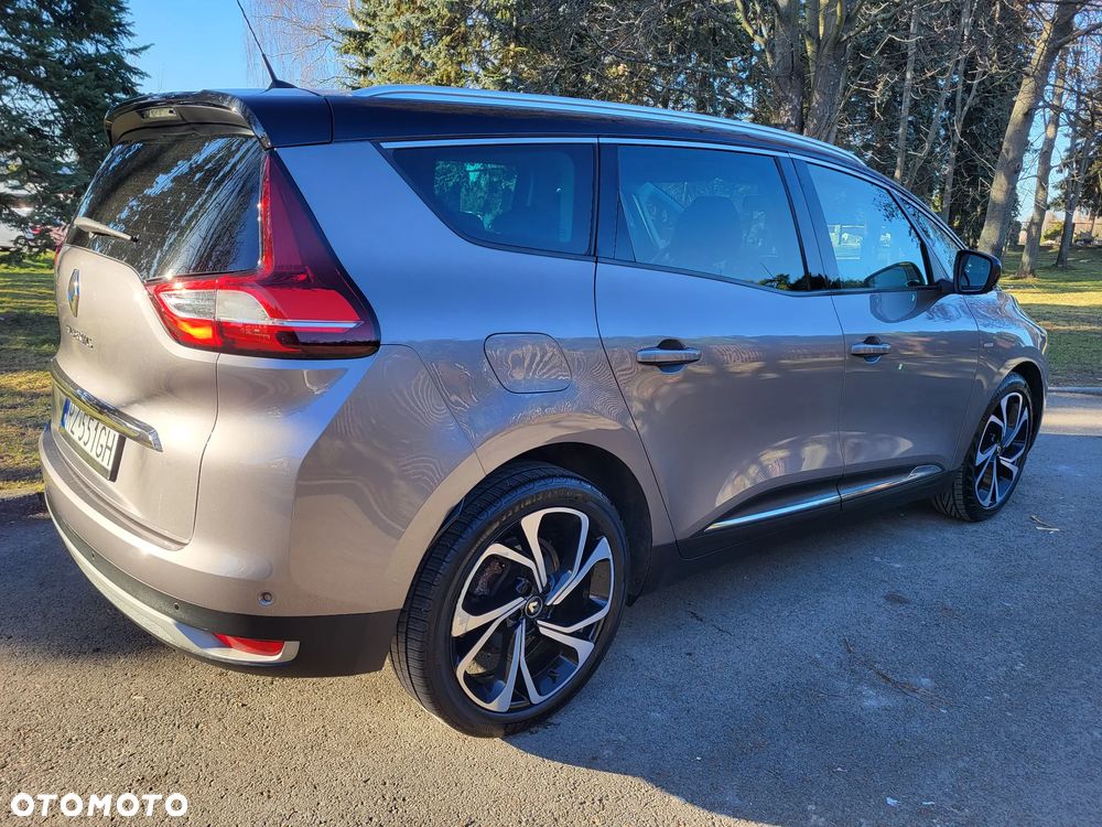 Renault Scenic BLUE dCi 120 BOSE EDITION - 4