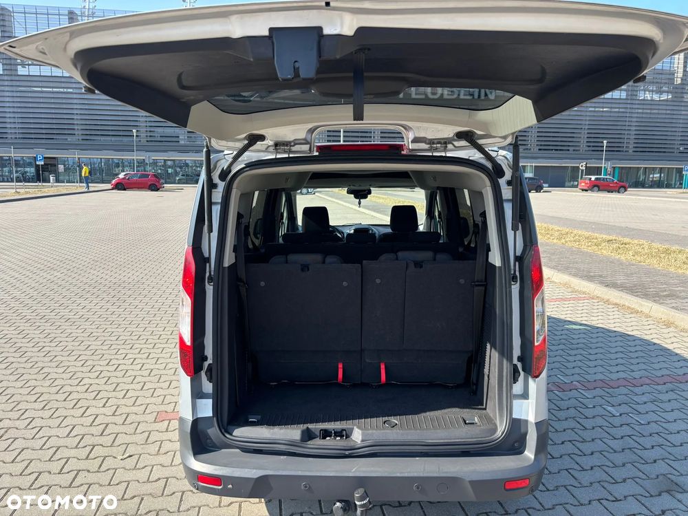Ford Tourneo Connect Grand - 31