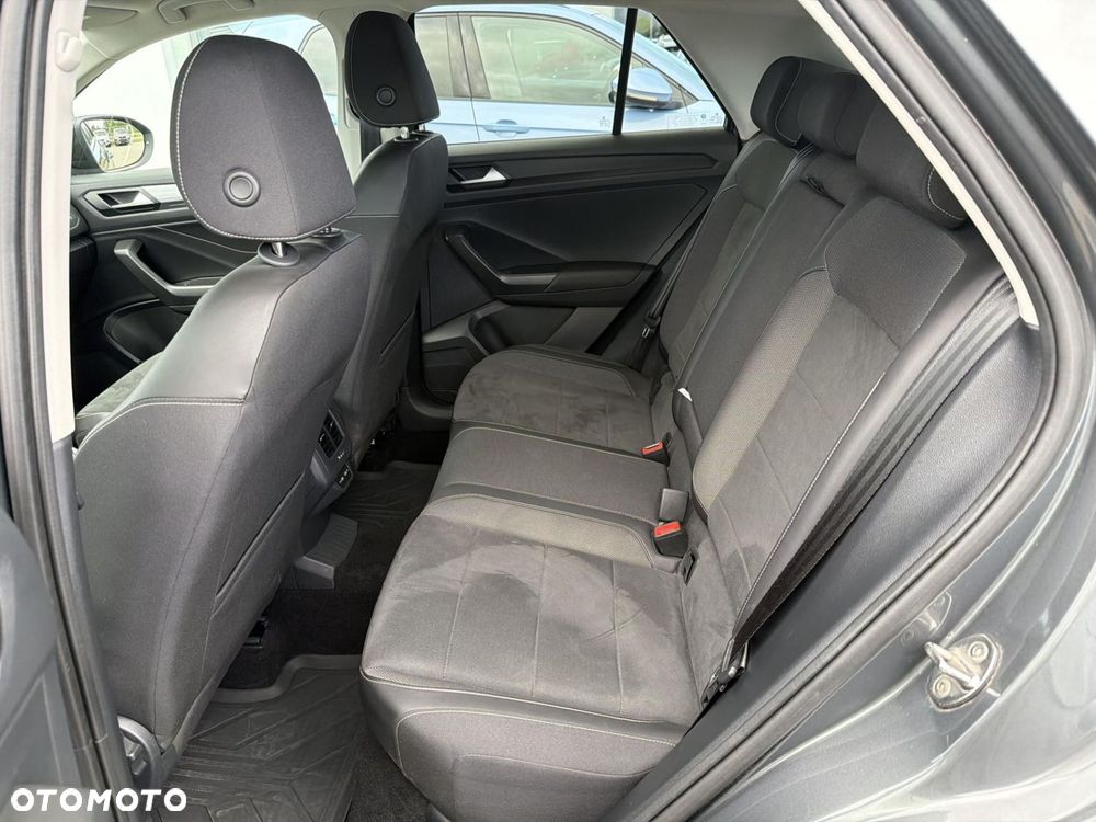 Volkswagen T-Roc 1.5 TSI Style DSG - 18