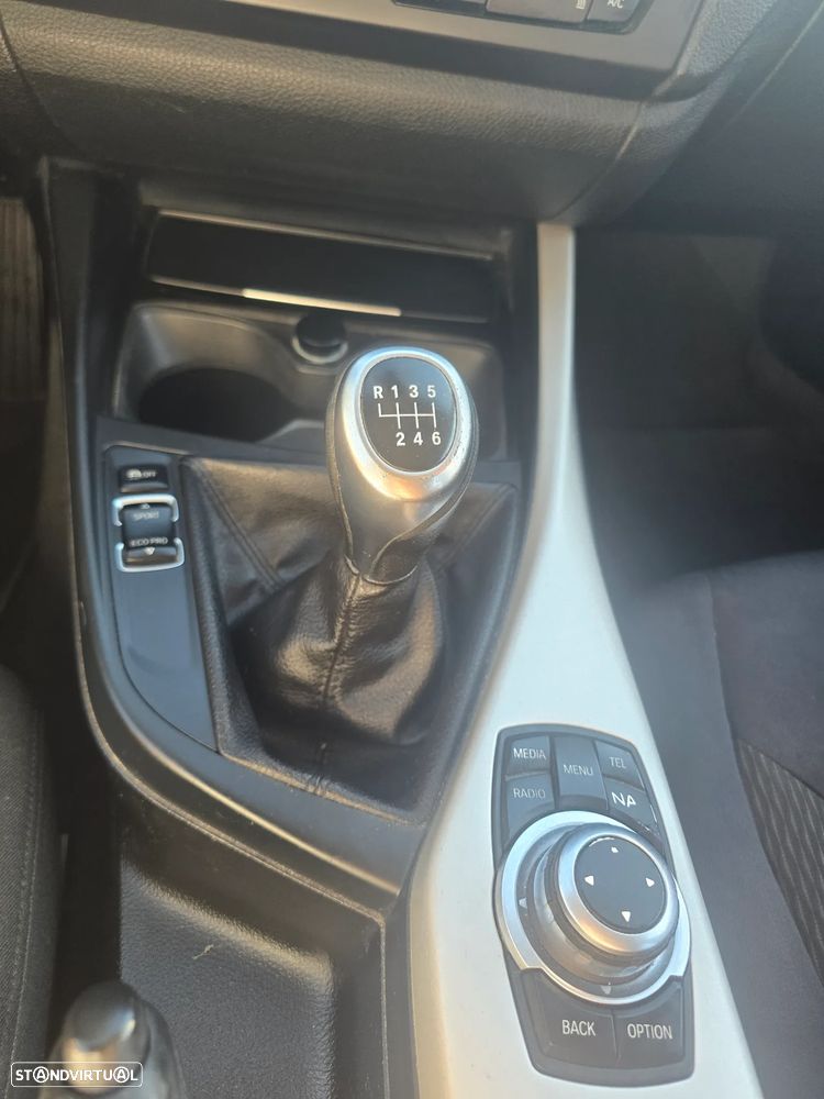BMW 116 d EfficientDynamics Edition - 10