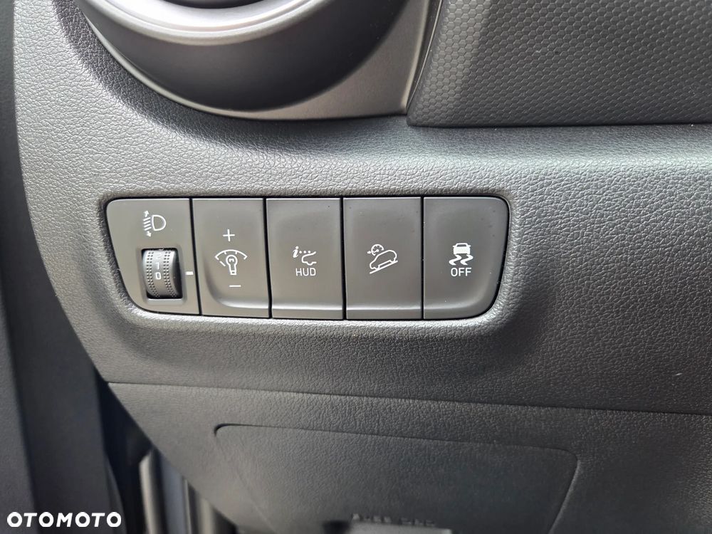 Hyundai Kona 1.6 CRDi 48V-Hybrid DCT Prime - 13