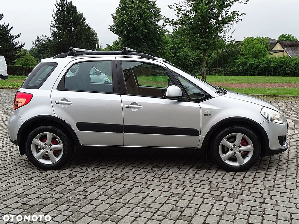 Suzuki SX4 - 10