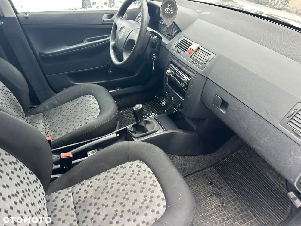 Skoda Fabia 1.9 SDI Joy - 2