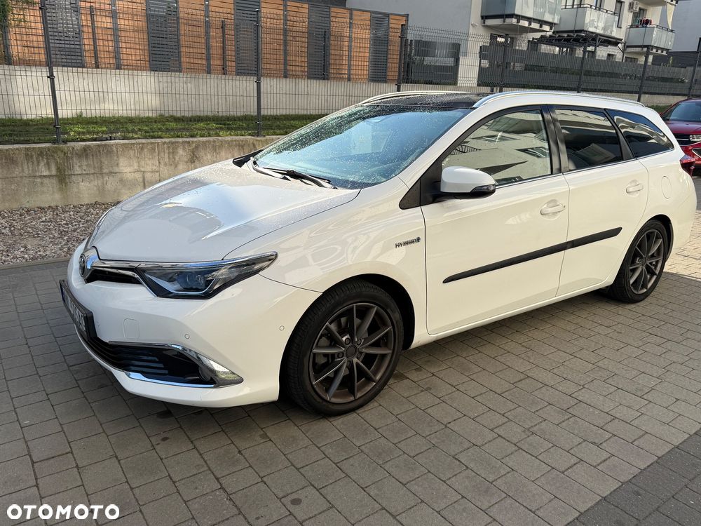 Toyota Auris - 4
