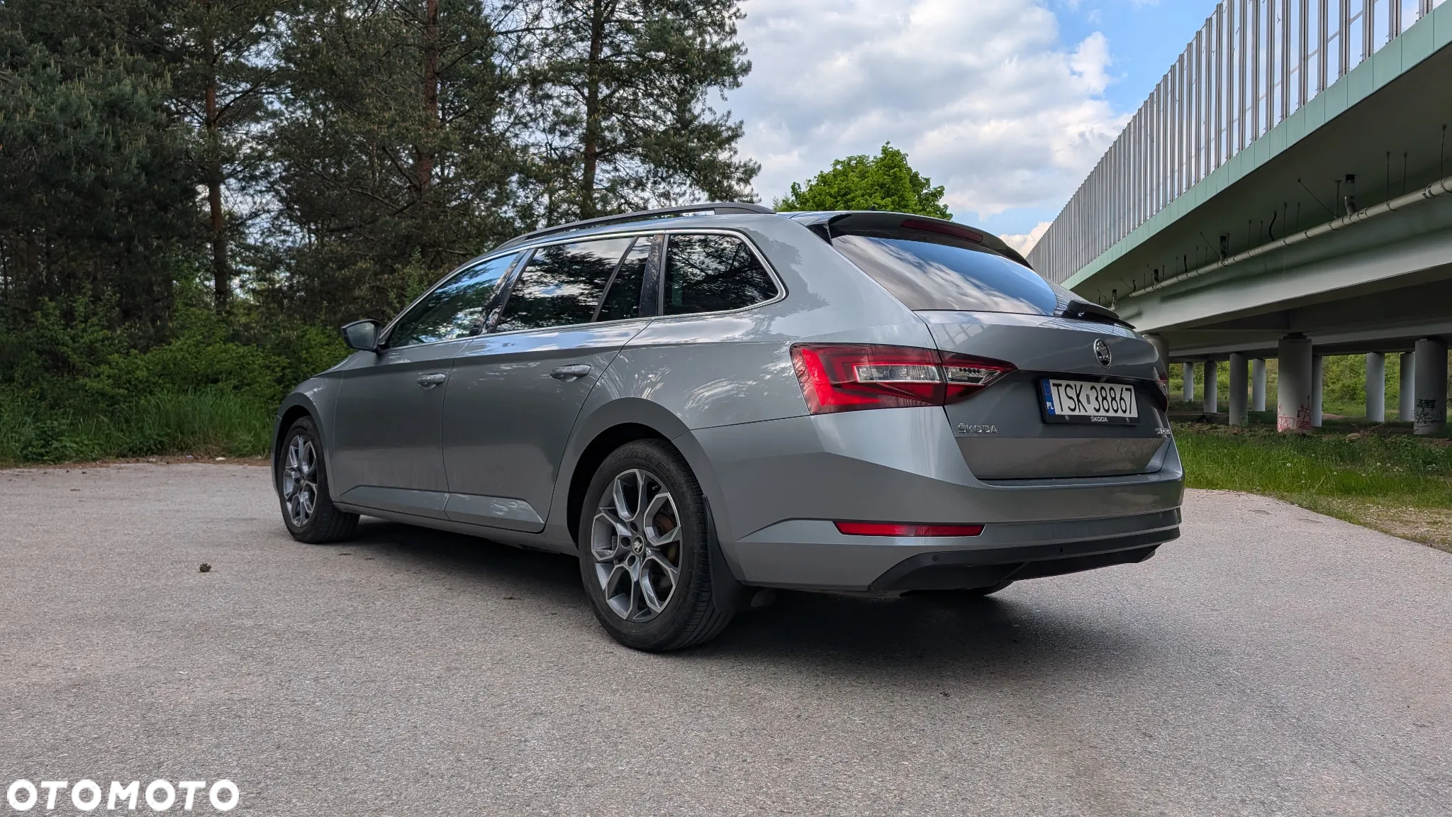 Skoda Superb 1.6 TDI DSG Ambition - 7