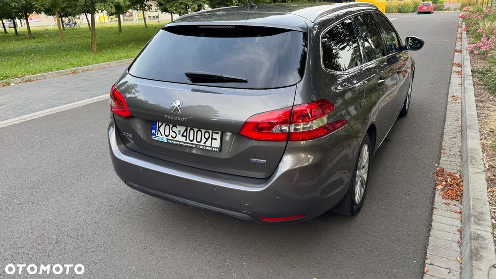 Peugeot 308 1.2 PureTech Allure S&S - 8