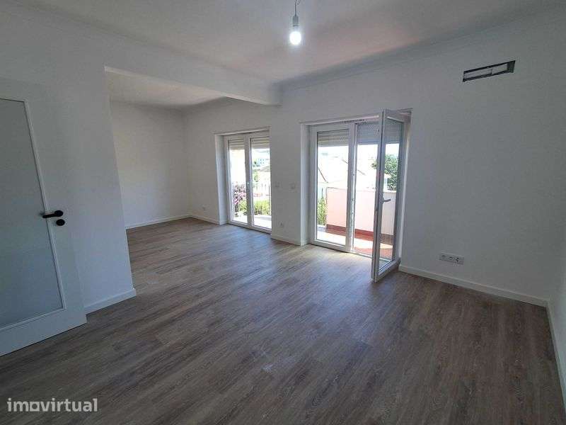 Apartamento T2 Duplex Para venda - Grande imagem: 2/12