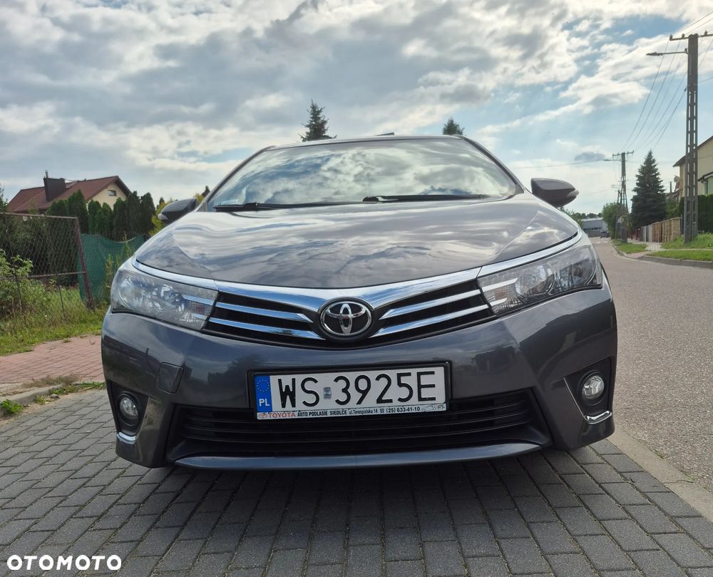 Toyota Corolla - 2