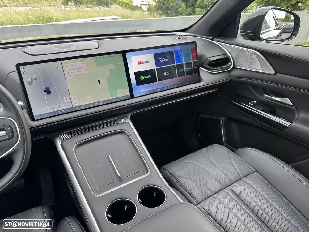 Xpeng G9 98 kWh AWD Performance + Pack Premium - 36