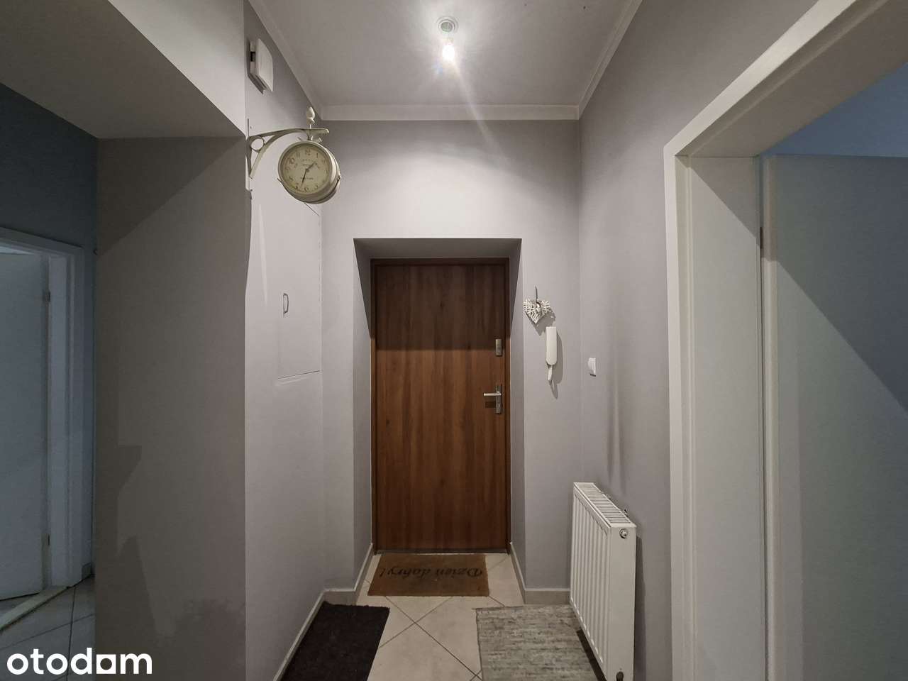 Przestronne mieszkanie w kamienicy z balkonem