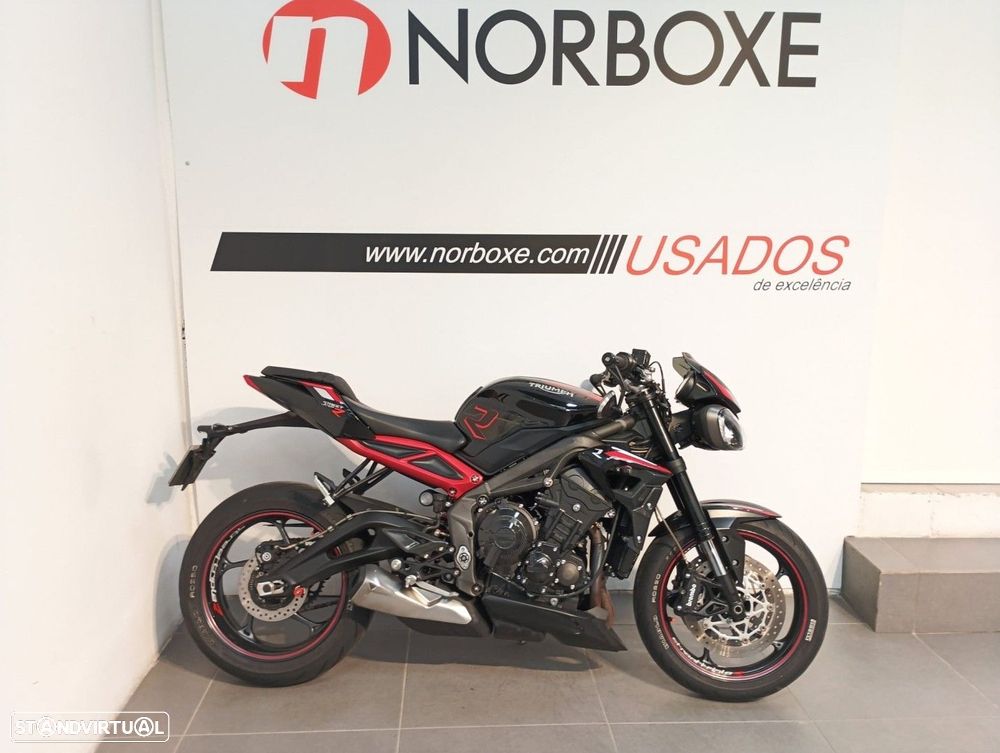 Triumph Speed Triple R - 1