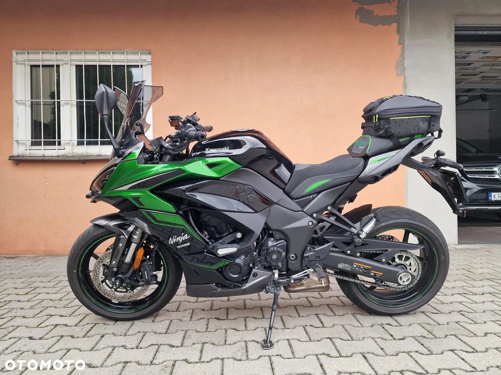 Kawasaki Ninja 1000 SX - 34