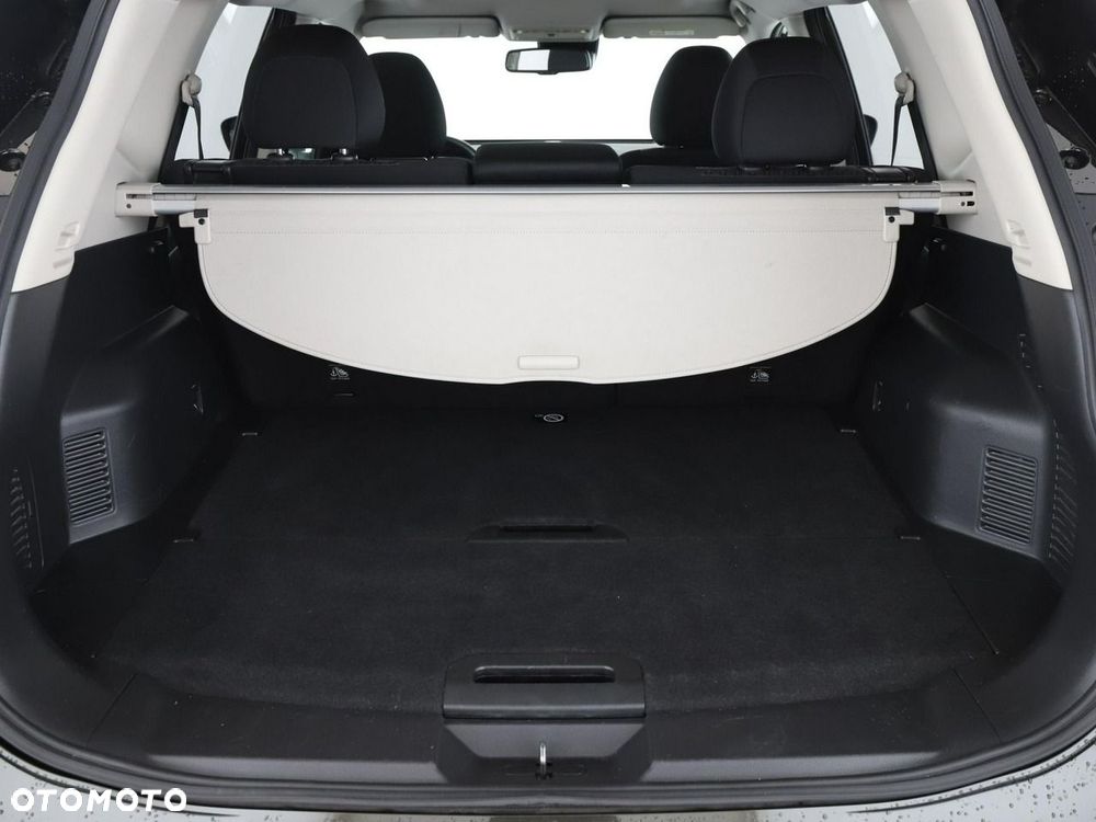 Nissan X-Trail 2.0 dCi Xtronic N-Connecta - 21