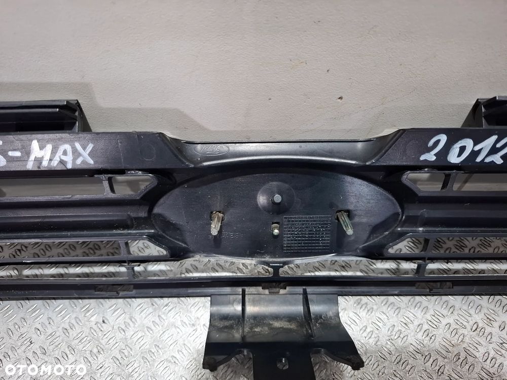 Grill atrapa w zderzak przód Ford S-Max 2012 rok nr AM21R8200A - 3