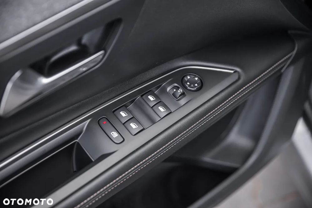 Peugeot 5008 BlueHDi 130 EAT8 Allure Pack - 21