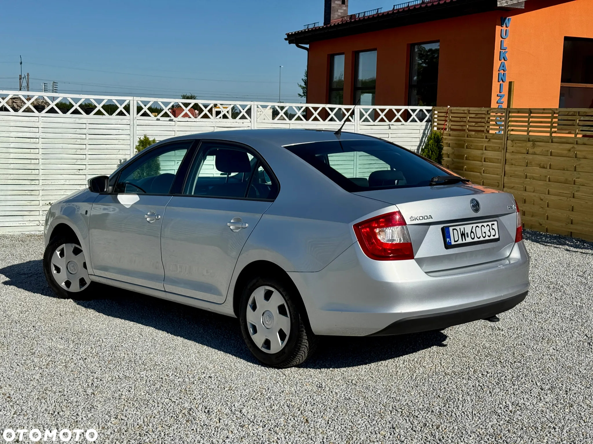 Skoda RAPID 1.2 TSI Edition - 2