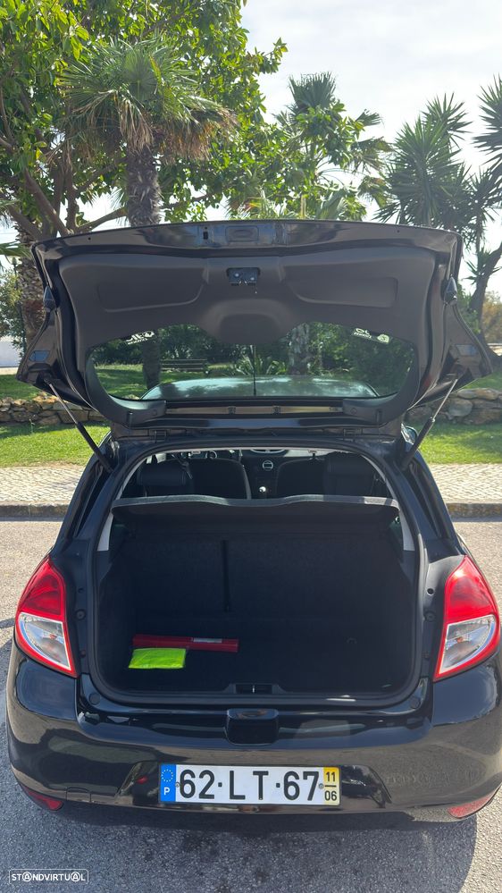 Renault Clio - 8