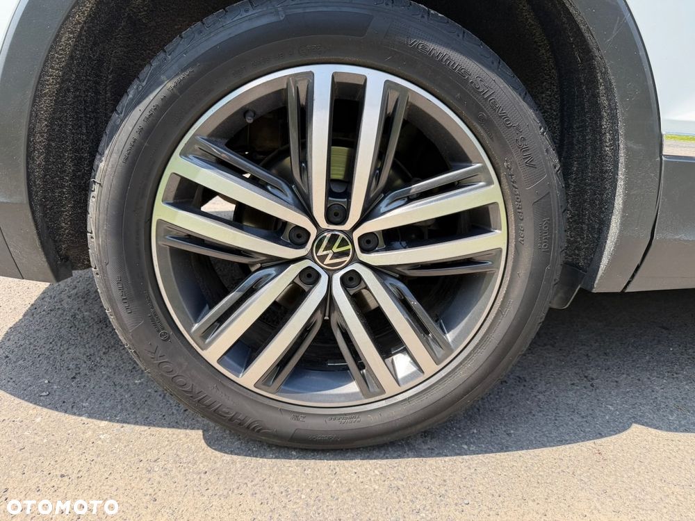 Volkswagen Tiguan Allspace 2.0 TSI 4Mot Elegance DSG - 28