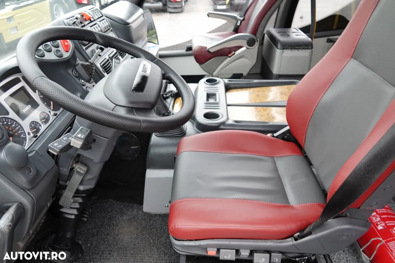Iveco MAGO - 2 / AUTOBUZ SUBURBAN / 37 LOCU / AER CONDITIONAT / PIELE / IMPORTAT - 22