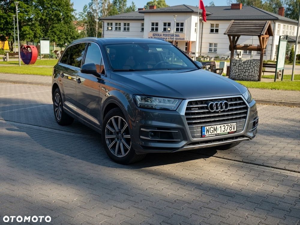 Audi Q7 3.0 TFSI Quattro Tiptr - 1